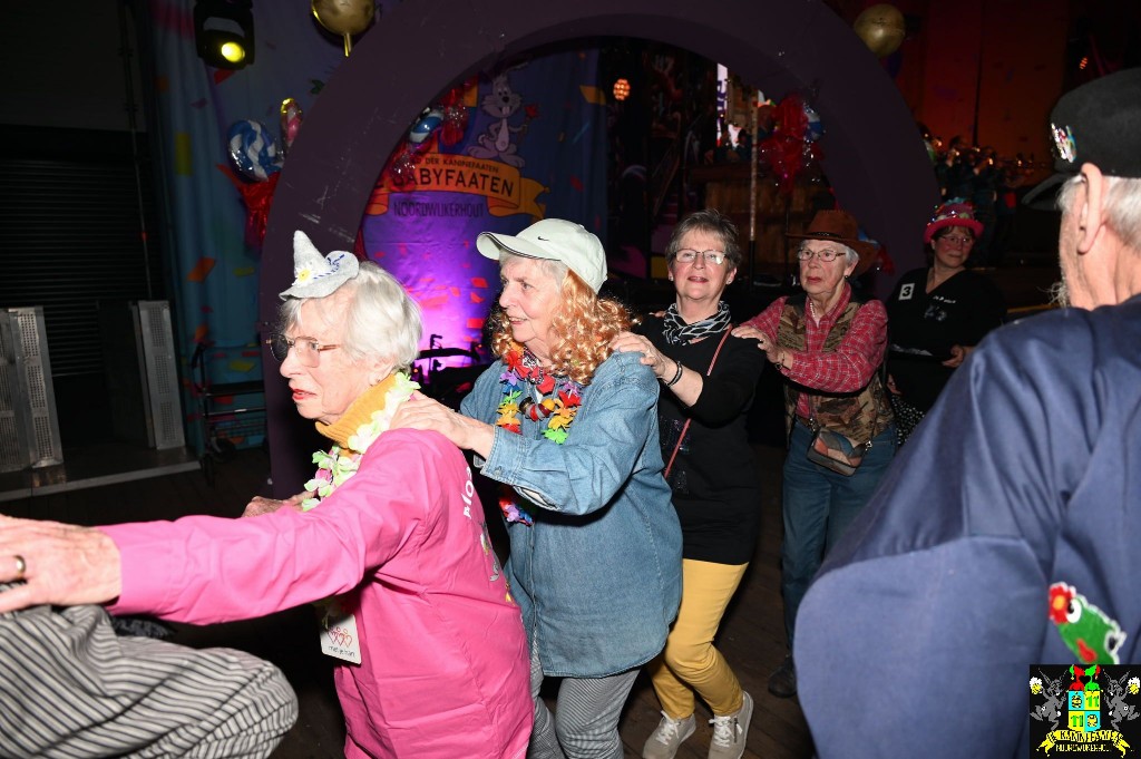 ../Images/Senioren carnaval 2024 288.jpg